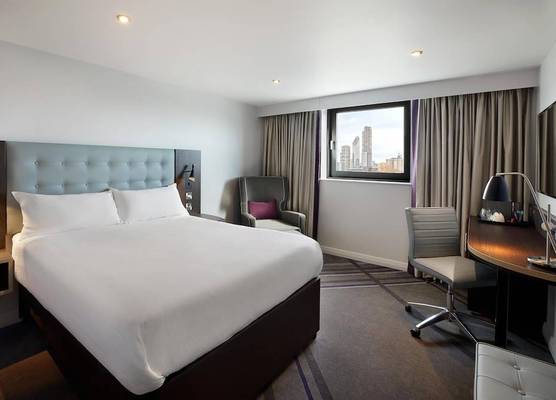 Premier Inn Jersey Charing Cross 1