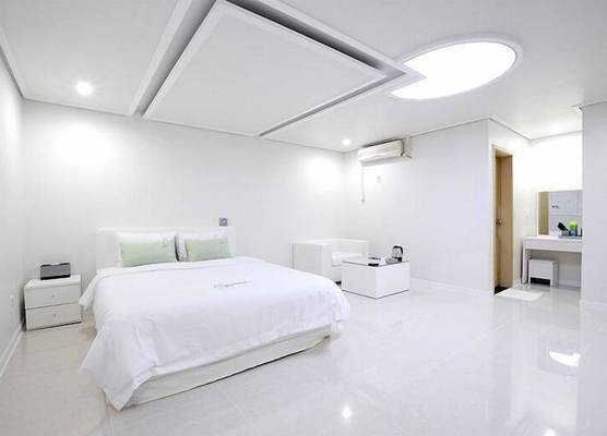 Big Apple Motel 1