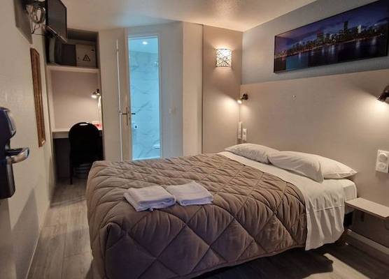 Fasthotel Roissy - Saint-Witz 1
