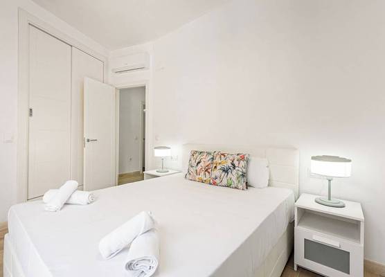 Stay U-nique Apartment Montaño 1