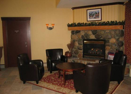 Sun Peaks Lodge 1