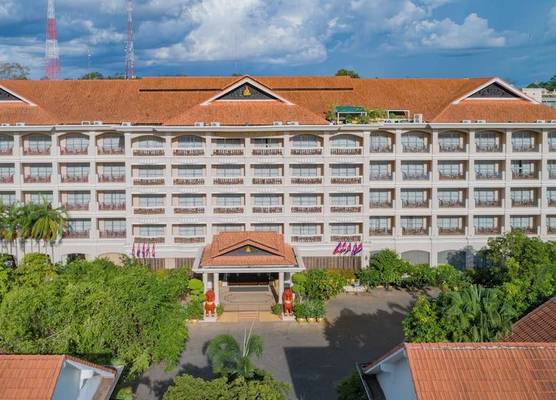 Hotel Somadevi Angkor Resort & Spa 1