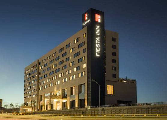 Fiesta Inn Chihuahua Fashion Mall 1