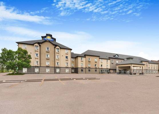 Days Inn by Wyndham Regina 1