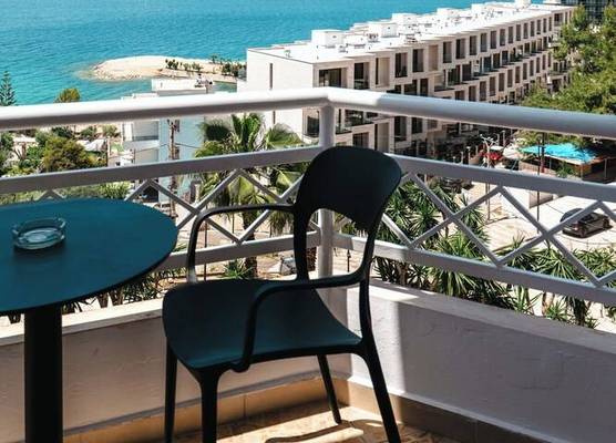 Saranda Hotel 1
