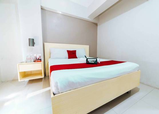 RedDoorz at Samat Mandaluyong 1