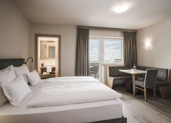 SomVita Suites 1