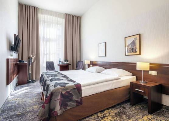 Hotel Rezydent 1