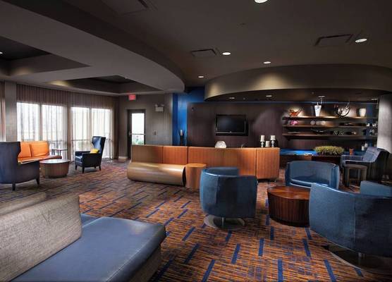 Courtyard by Marriott Fayetteville 1