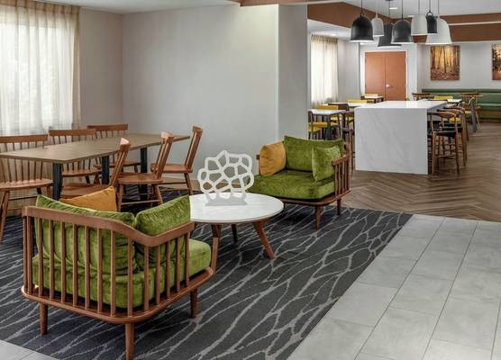 Fairfield Inn & Suites Saginaw 1