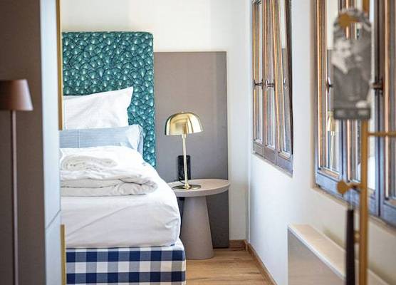 Maxim Suites by Elias Holl 1