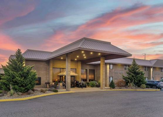 Best Western Plus Ahtanum Inn 1