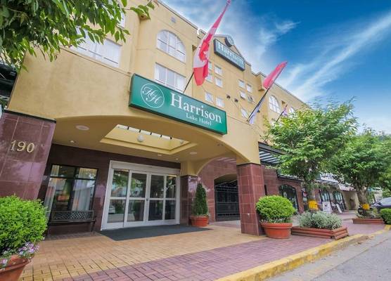 Harrison Lake Hotel 1