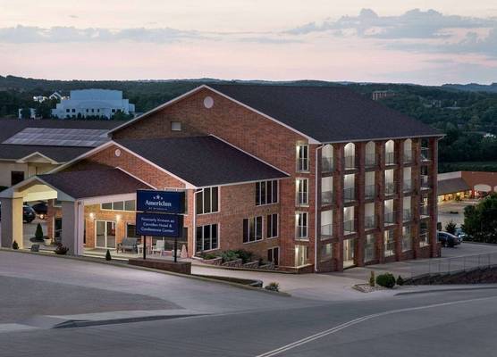 AmericInn by Wyndham Branson & Conference Center 1