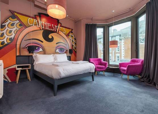 ART B&B 1