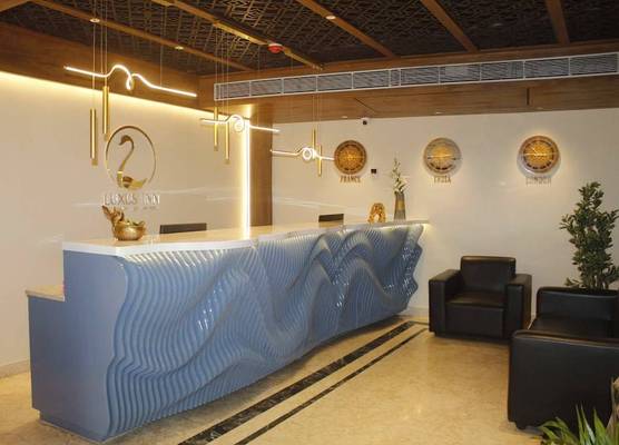 Luxus Inn Hotel 1