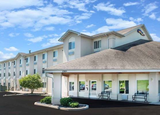 Baymont by Wyndham Rolla 1