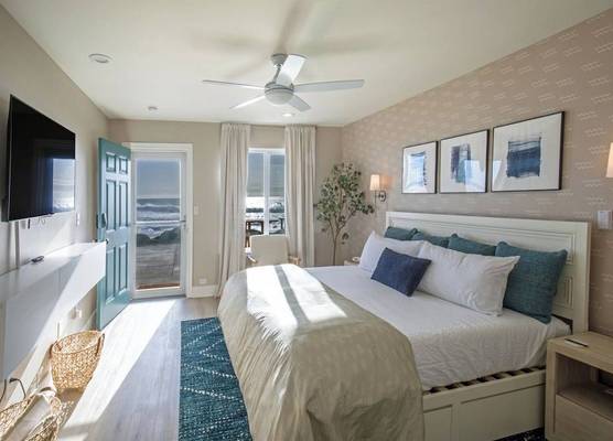 Black Sands Inn 1