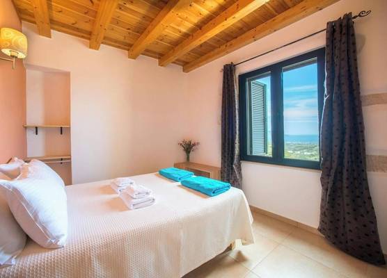 Villa Cretan View with Heated Swimming Pool 1