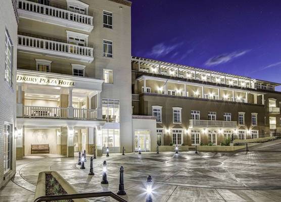 Drury Plaza Hotel in Santa Fe 1