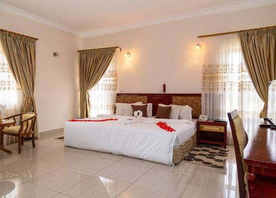 Sunlodge Hotel 1