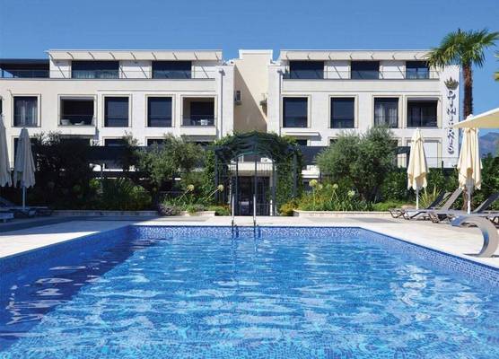 Dimitris Residence 1