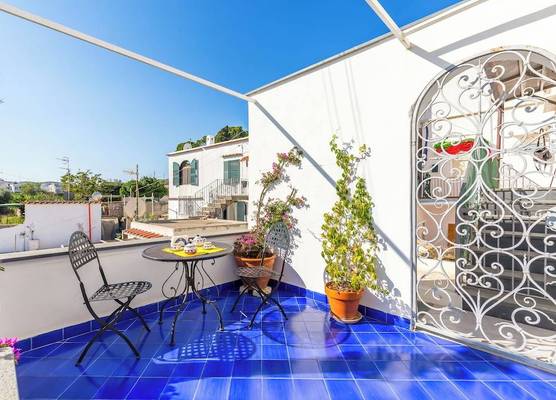 Capri Turquoise by Napoliapartments 1
