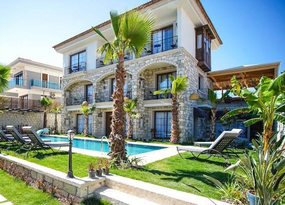 Avalon Boutique Hotel & Suites 1