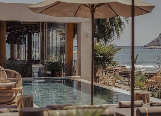 En Vie Beach Boutique Hotel - Adults Only 1