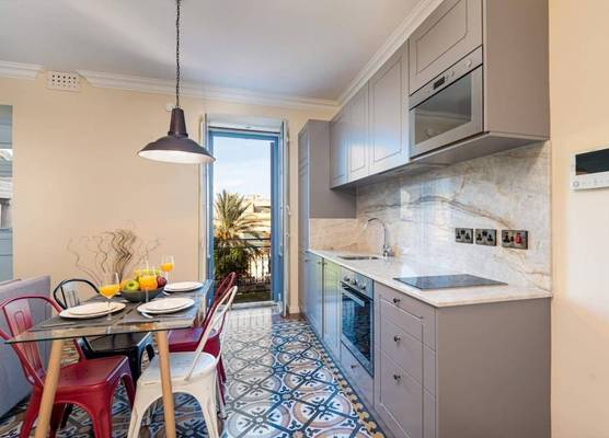 Luxury 2BR Valletta Apartment - Square Sea View 1