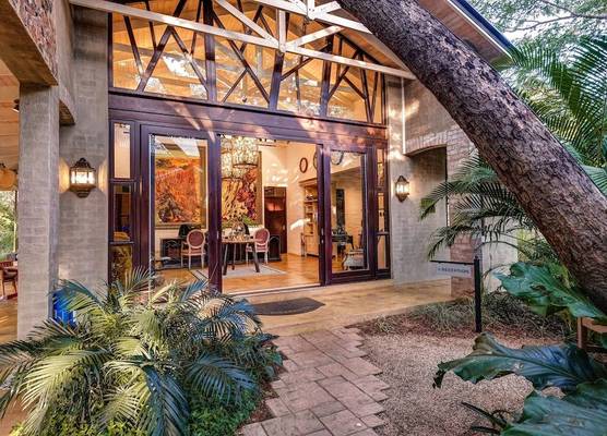 Mbano Manor Hotel Victoria Falls 1