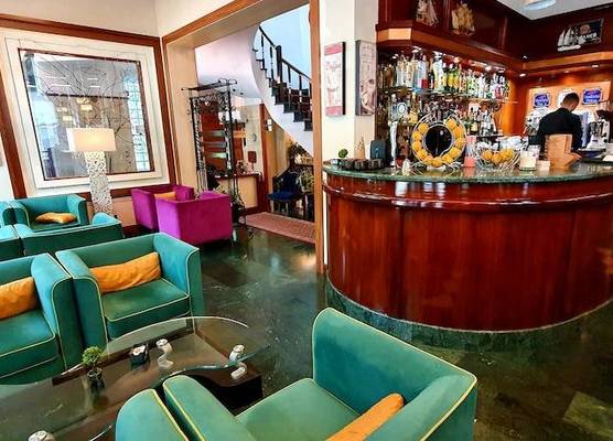 Nov Hotel 1