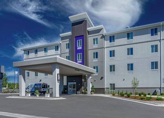 Sleep Inn & Suites Great Falls Airport 1