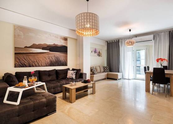 Acropolis Boutique Suite 1