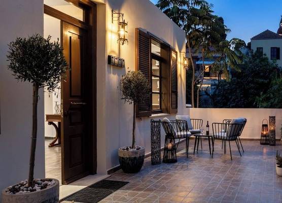 Alegrand Suites 1