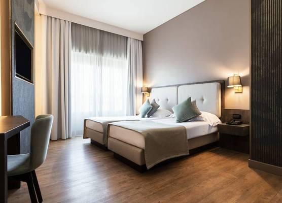 Mokinba Hotels King 1