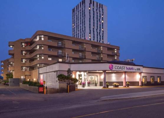 Coast Calgary University Area Hotel by APA 1