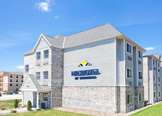 Microtel Inn & Suites by Wyndham Urbandale/Des Moines 1