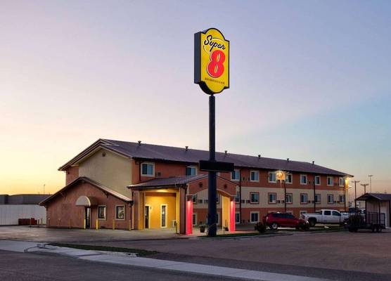 Super 8 by Wyndham Amarillo 1