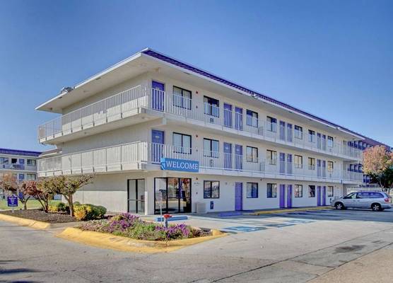 Motel 6 Capitol Heights, MD - Washington 1