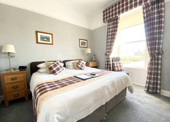 Daviot Guest House 1