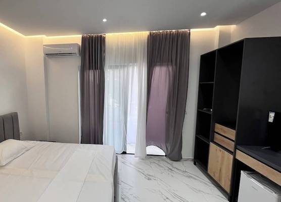 Lezet Hotel 1