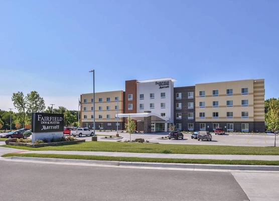 Fairfield Inn & Suites by Marriott St. Joseph 1