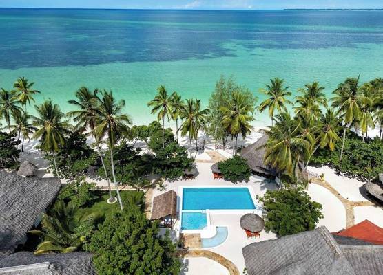 MANOLO Beach Resort 1