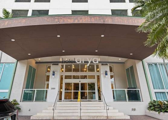 Private Residences at Hotel Arya by SoFLA Vacations 1