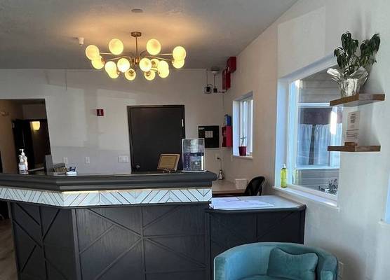 Americas Best Value Inn & Suites Forest Grove Hillsboro 1