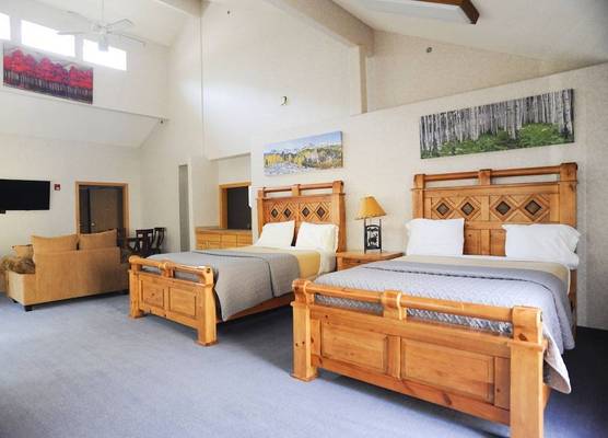 Argo Inn and Suites 1