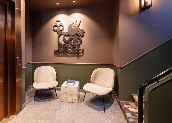Hypernym Hotel & Suites 1