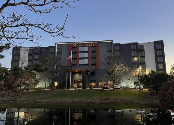 Hyatt Place Chicago Schaumburg 1