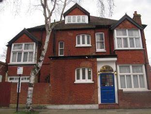 Chiswick Court Hotel 1